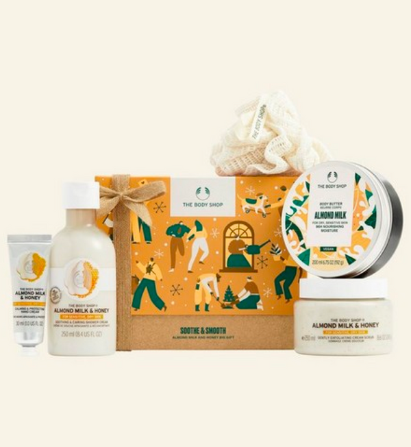 The Body Shop Soothe & Smooth Almond Milk Big Gift Set